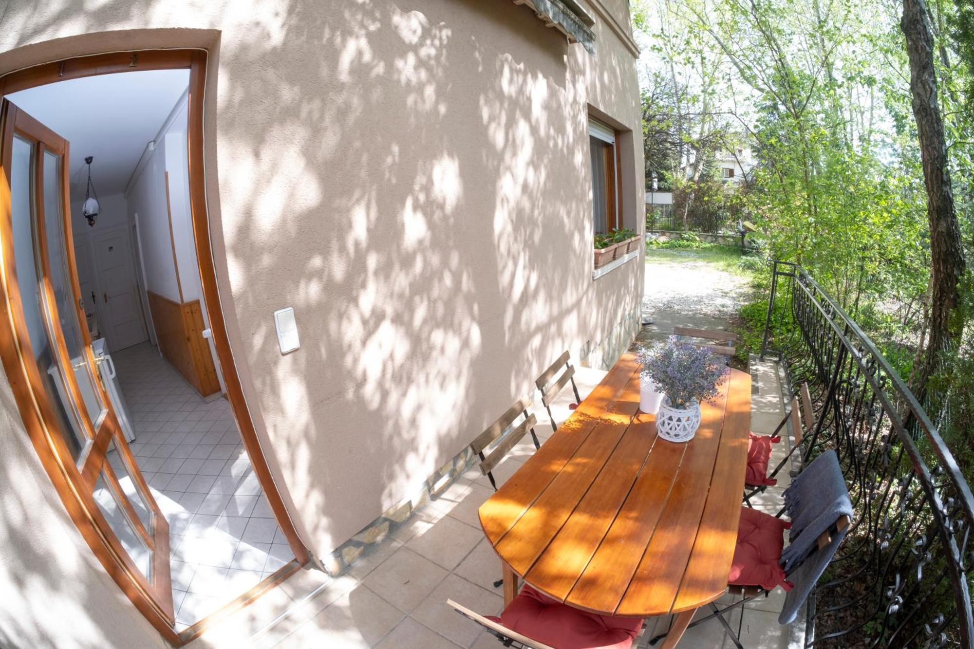 Vicze Apartmanhaz Siófok Exterior foto