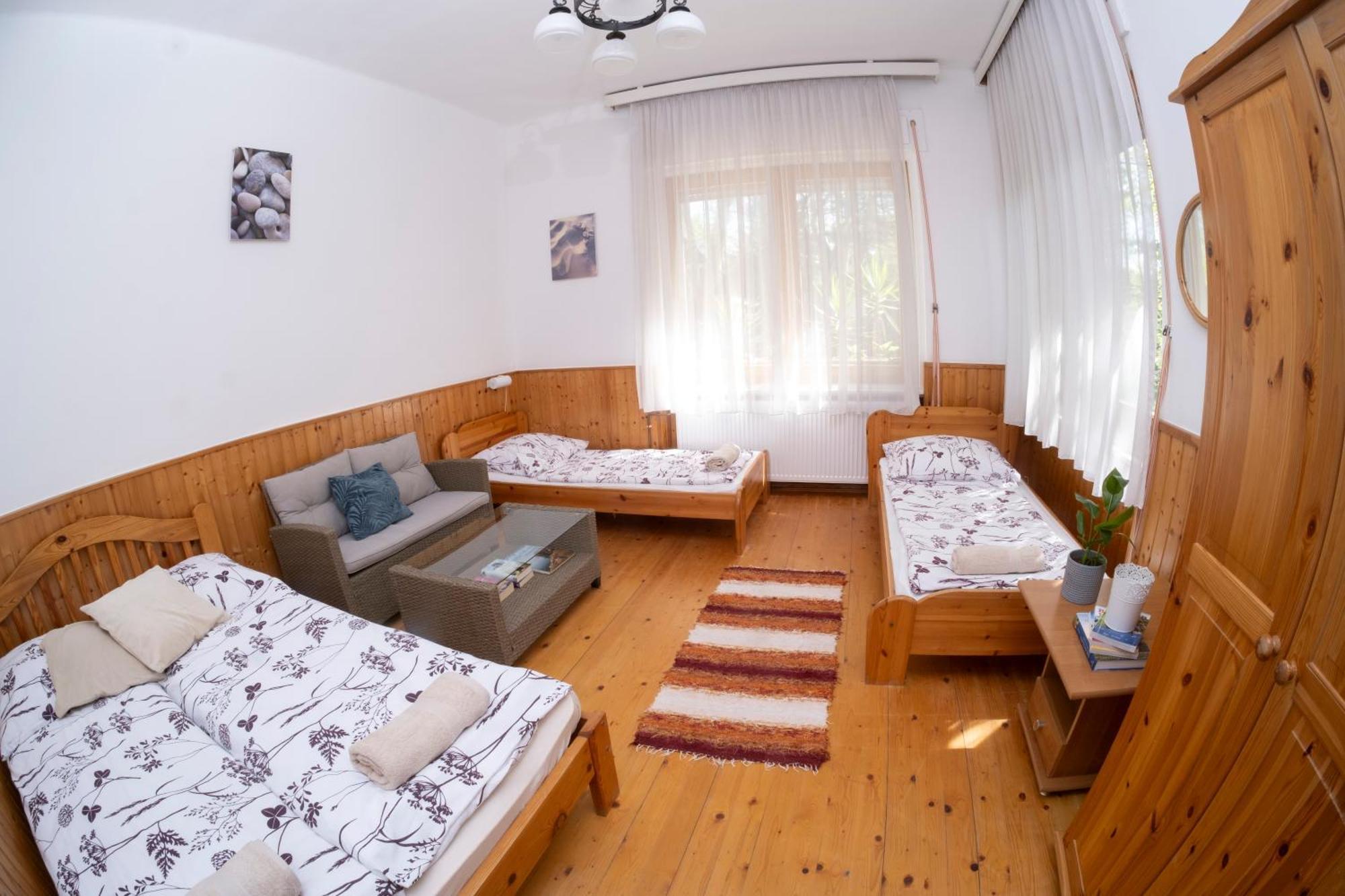 Vicze Apartmanhaz Siófok Exterior foto