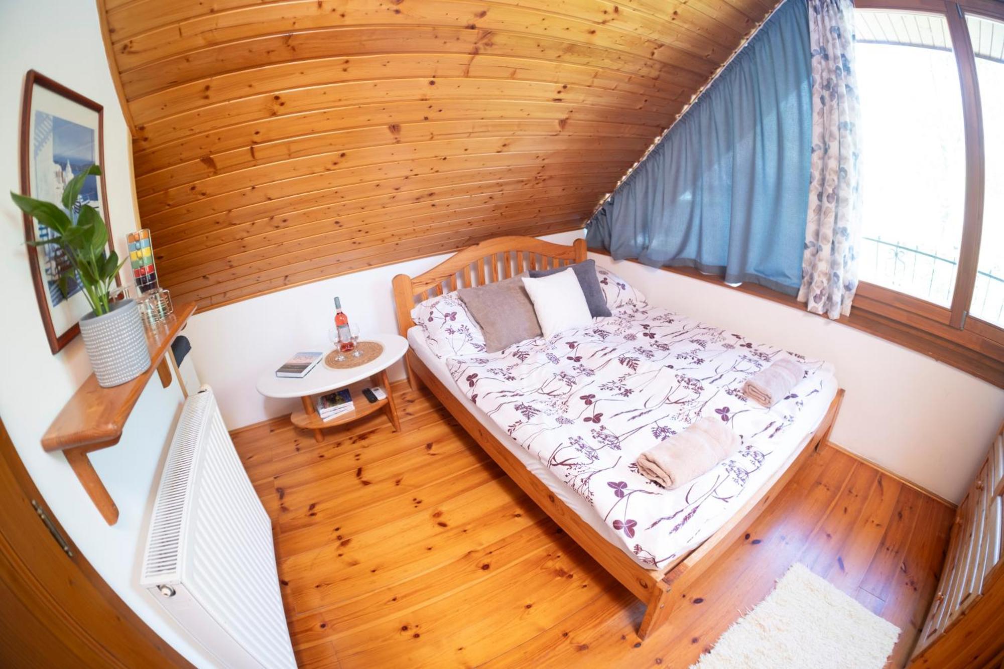 Vicze Apartmanhaz Siófok Exterior foto