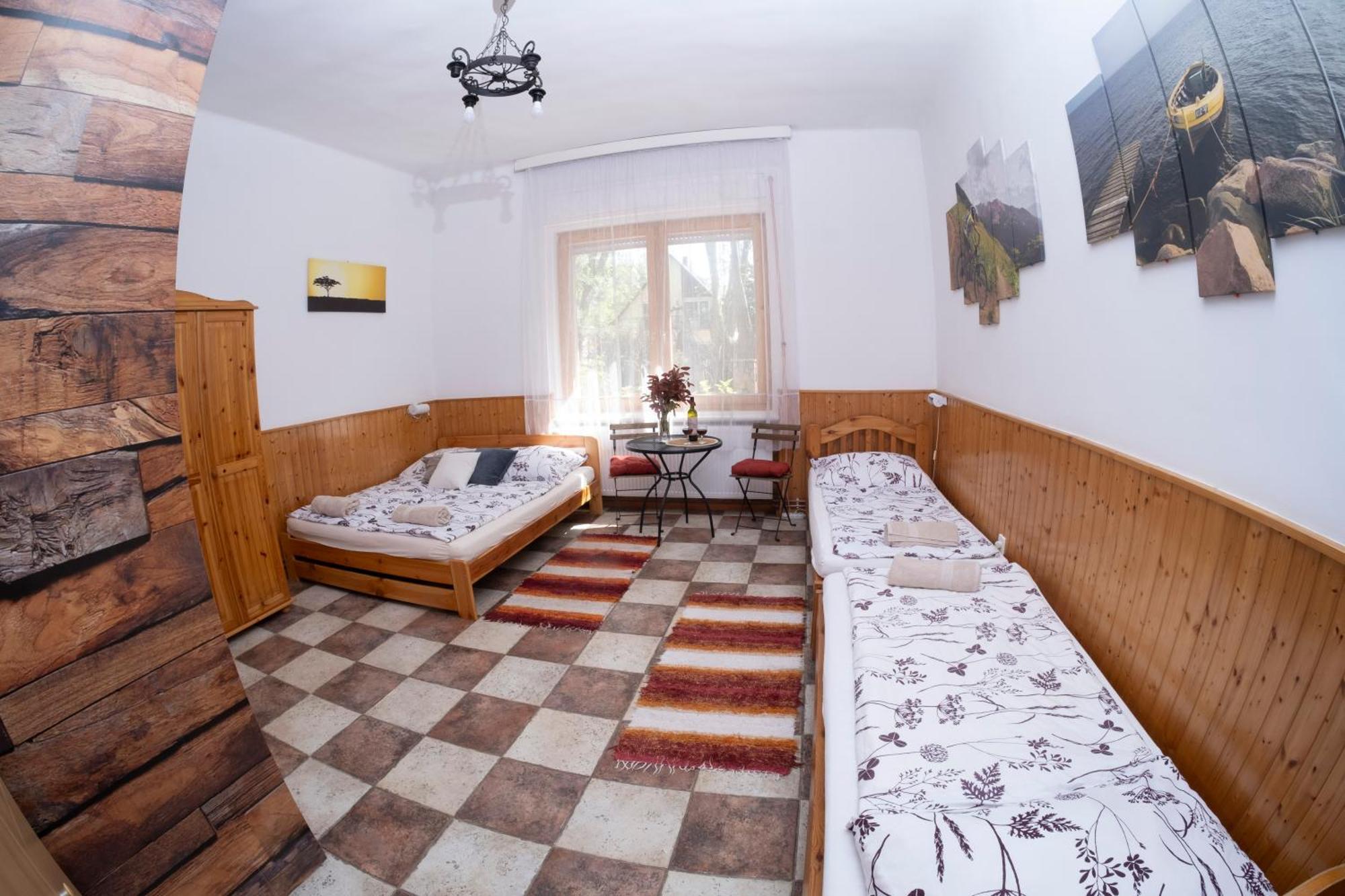 Vicze Apartmanhaz Siófok Exterior foto