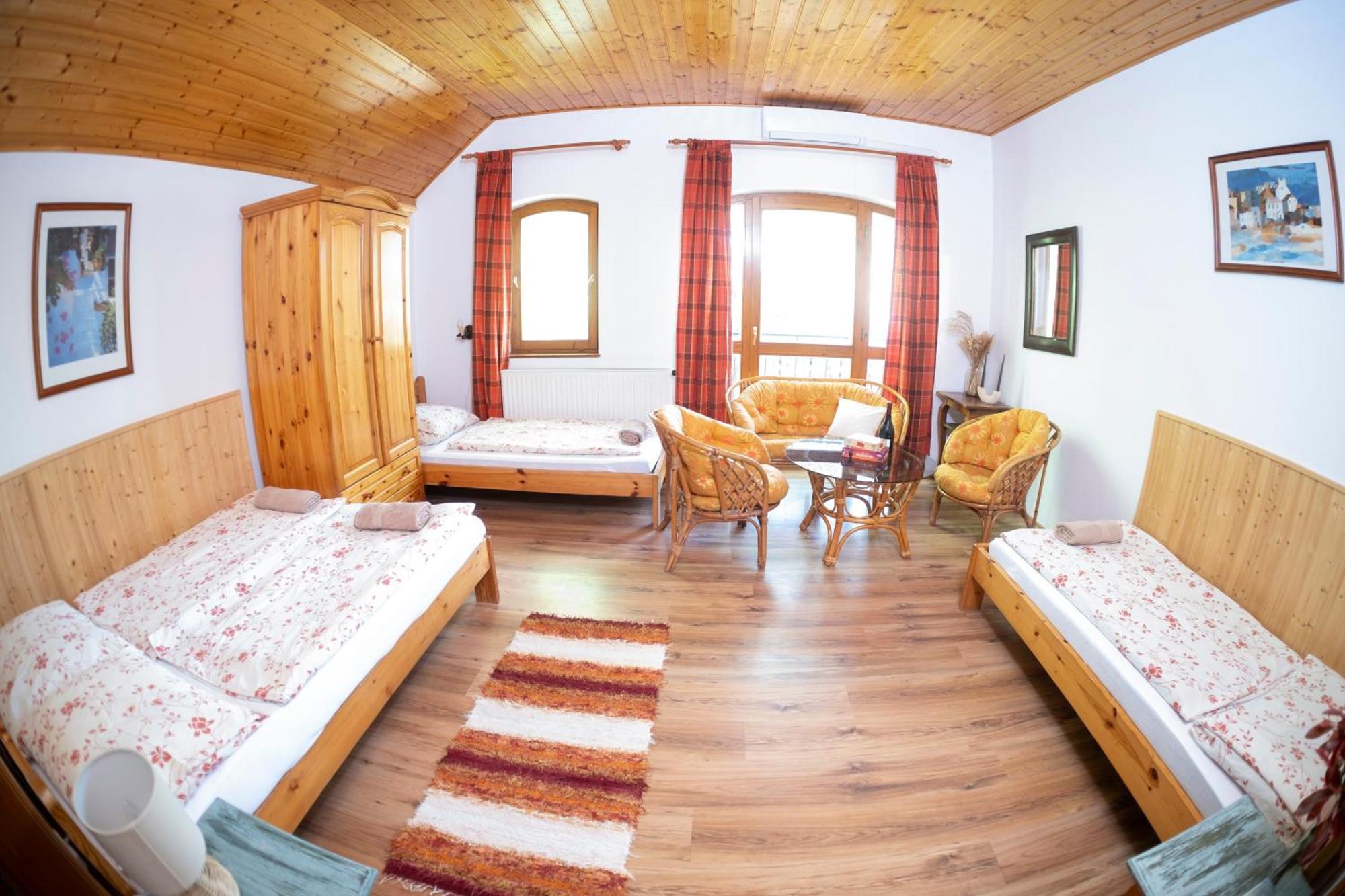 Vicze Apartmanhaz Siófok Exterior foto