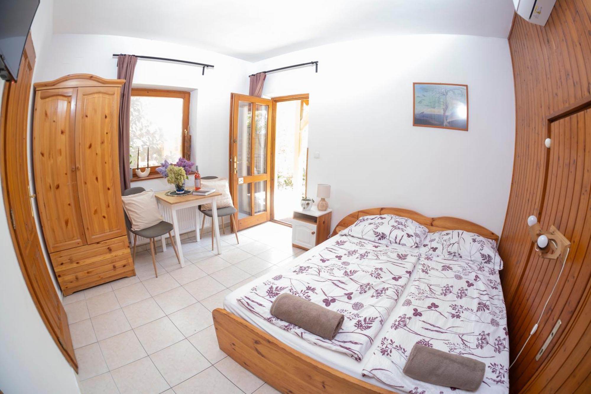 Vicze Apartmanhaz Siófok Exterior foto